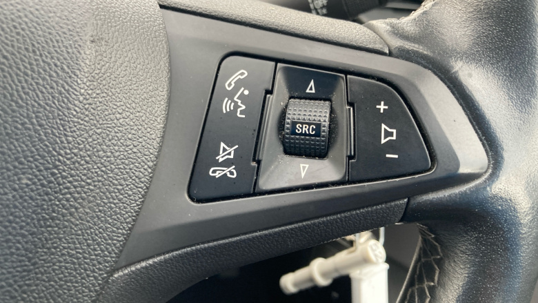 Vauxhall Corsa 1.4 SE Nav 5dr Petrol Hatchback